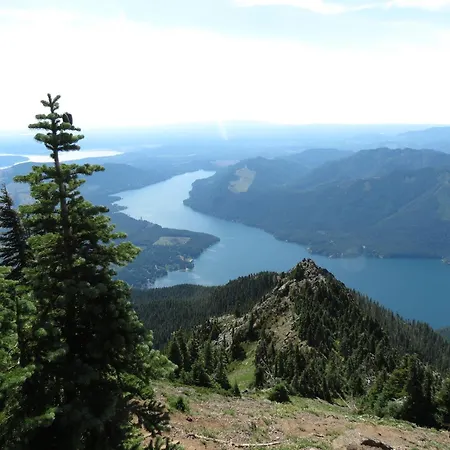 Fireside Escape At Lake Cushman